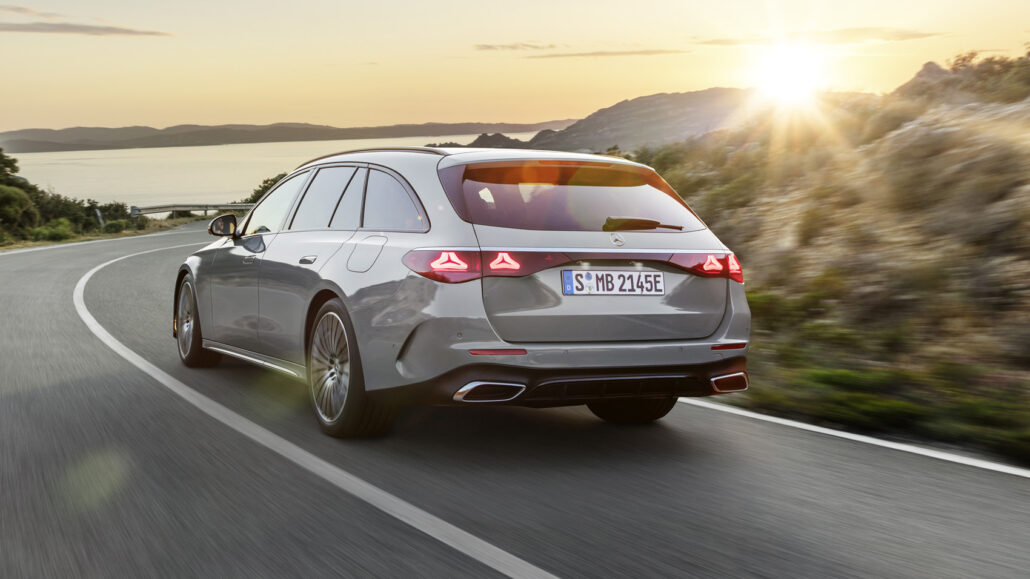 Mercedes Benz Repair and Service Dealers Experts in Denver, CO